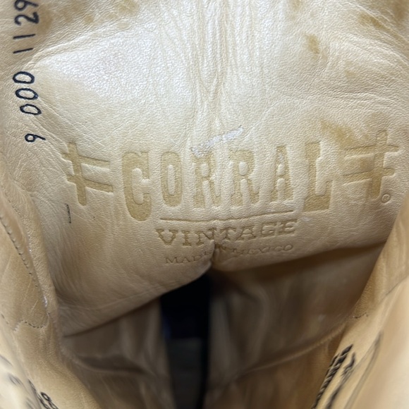 Corral Boots - Picture 15 of 16